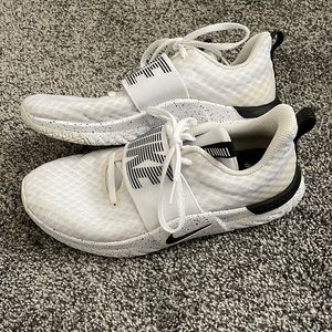 Nike in-Season TR 9 Womens Running Shoe (White/Black) size 7